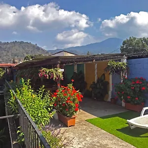 https://hostal-antigua.guatemalaantiguahotels.com
